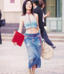 李卉