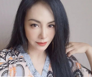 田丽